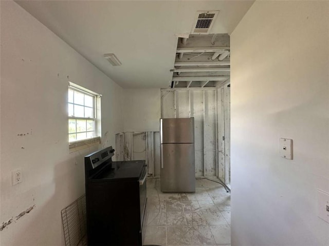 630 Mill Stone Blf Unit B, Monroe, GA 30655 - kitchen featuring appliances with stainless steel finishes