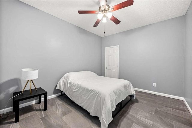 650 Ira St SW, Atlanta, GA 30312 - bedroom with baseboards and a ceiling fan