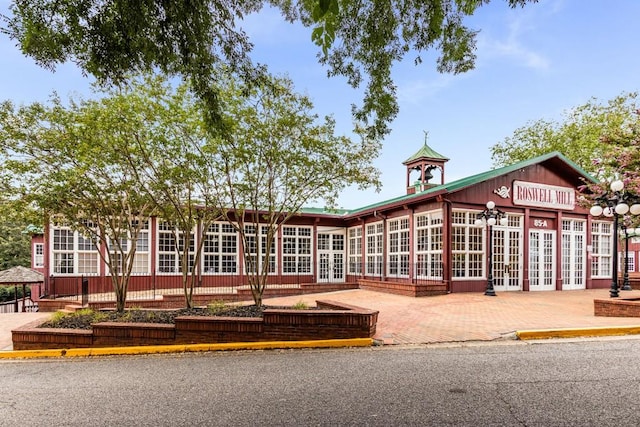 view of building exterior