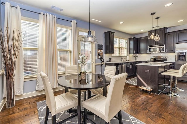 5008 Whiteoak Pointe SE Unit 15, Smyrna, GA 30080 - dining room with dark wood-style floors, recessed lighting, and baseboards