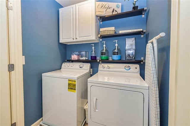 5008 Whiteoak Pointe SE Unit 15, Smyrna, GA 30080 - laundry area featuring cabinet space and washing machine and clothes dryer