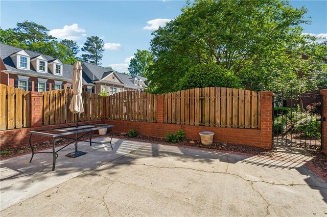11715 Dancliff Trce, Alpharetta, GA 30009 - view of patio featuring fence