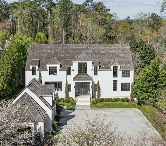 3888 Peachtree Dunwoody Rd, Atlanta, GA 30342 - view of front of house with stucco siding