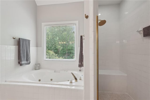 3235 Munsey Ct, Cumming, GA 30041 - full bath featuring a stall shower and a tub with jets