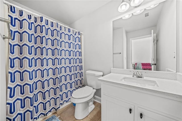 full bath with vanity, visible vents, tile patterned flooring, curtained shower, and toilet