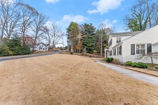 669 Dixon Dr, Gainesville, GA 30501 - view of yard