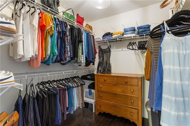 141 Ennisbrook Dr SE, Smyrna, GA 30082 - walk in closet featuring wood finished floors
