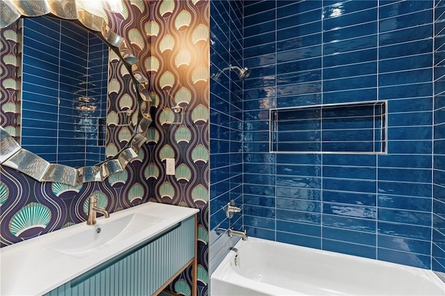 662 Timm Valley Rd NE, Atlanta, GA 30305 - full bath featuring shower / bath combination with curtain and vanity