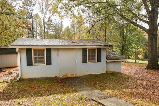 view of outdoor structure