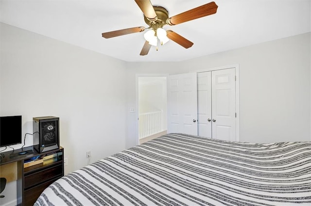 bedroom featuring a closet and ceiling fan