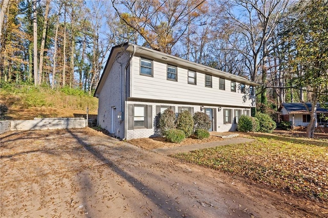 view of front of property