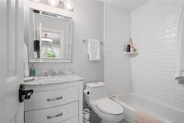 bedroom with baseboards, ornamental molding, and wood finished floors