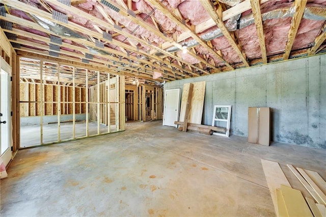 1664 Crestridge Dr SE, Marietta, GA 30067 - view of below grade area