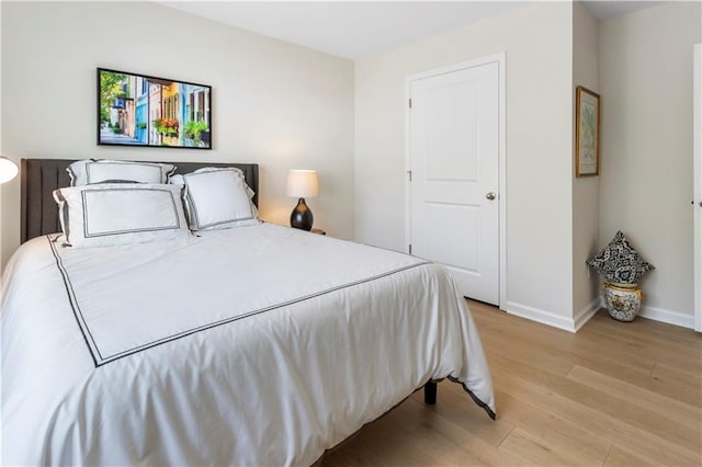 15 Lakeside Way, Cartersville, GA 30121 - bedroom featuring light wood-style flooring and baseboards