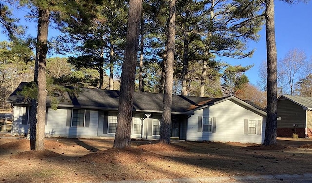 view of front of property