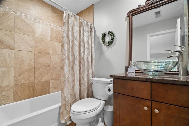 3408 Lake Pointe Cir, Roswell, GA 30075 - bathroom featuring vanity and shower / bathtub combination with curtain