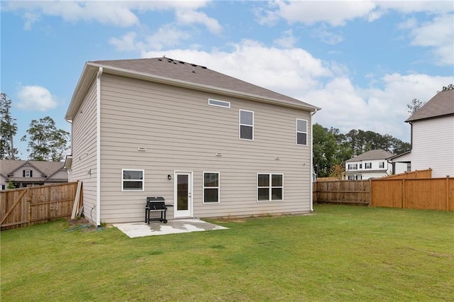 187 Lyndhurst Dr, Bethlehem, GA 30620 - back of house with a patio