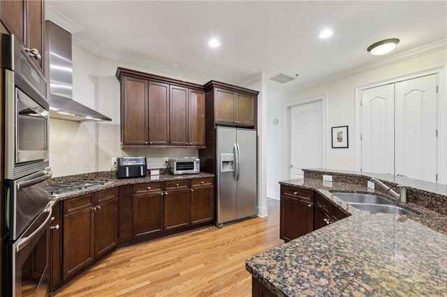 3280 Stillhouse Ln SE Unit 212, Atlanta, GA 30339 - unfurnished living room with crown molding, wood finished floors, a ceiling fan, recessed lighting, and baseboards