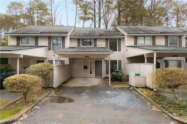 view of townhome / multi-family property