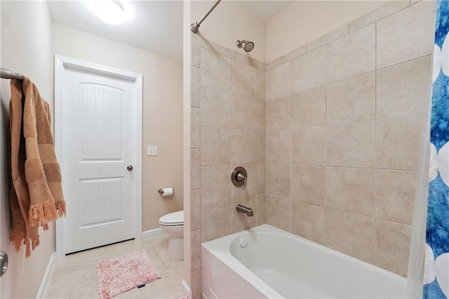 915 Elmsbrook Ln, Alpharetta, GA 30004 - full bath featuring shower / bath combo and tile patterned flooring
