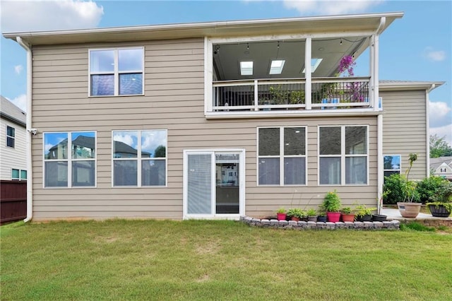 915 Elmsbrook Ln, Alpharetta, GA 30004 - back of house with a balcony and a lawn
