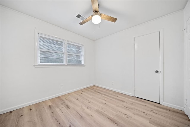 unfurnished room featuring ceiling fan and light hardwood / wood-style floors