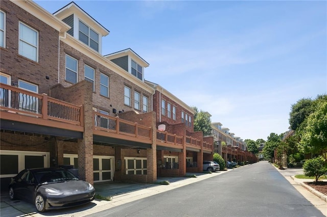 345 Alderwood Ln, Sandy Springs, GA 30328 - view of asphalt road featuring curbs and a residential view
