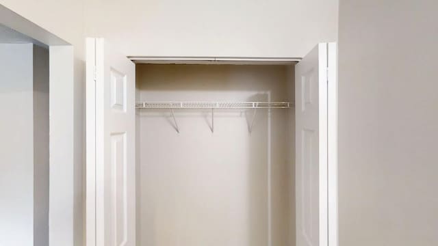 1169 Oaks Pl, Stone Mountain, GA 30083 - view of closet