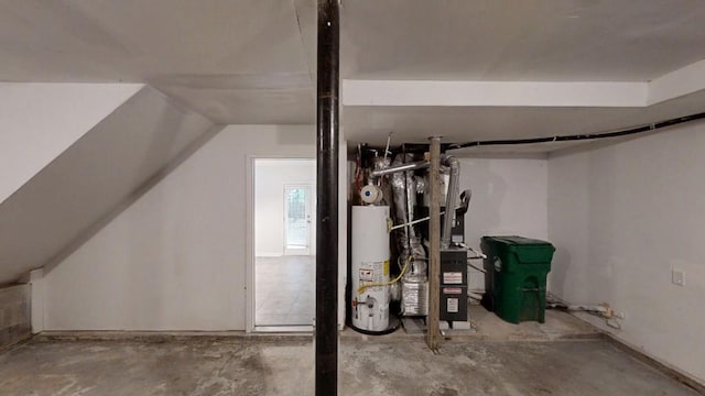 1169 Oaks Pl, Stone Mountain, GA 30083 - below grade area with water heater
