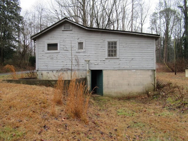 view of side of home