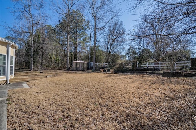 view of yard featuring fence