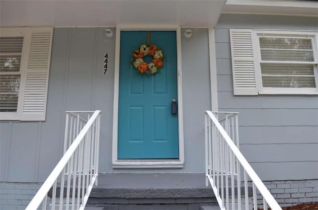 view of property entrance