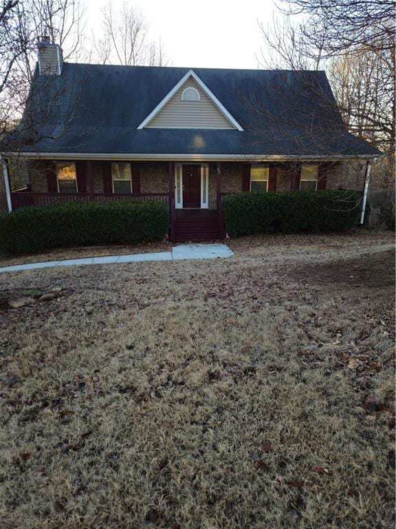 view of front of house with covered porch