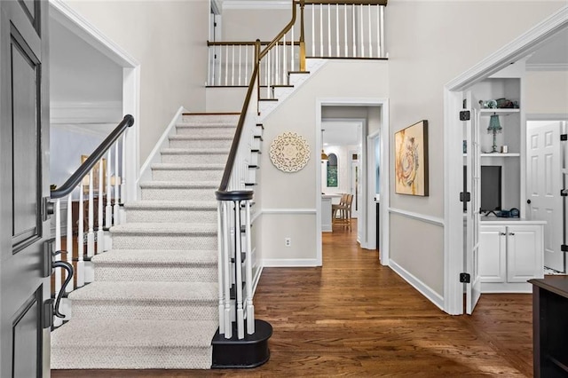 605 Linkside Holw, Alpharetta, GA 30005 - entrance foyer featuring wood finished floors, stairs, and ornamental molding