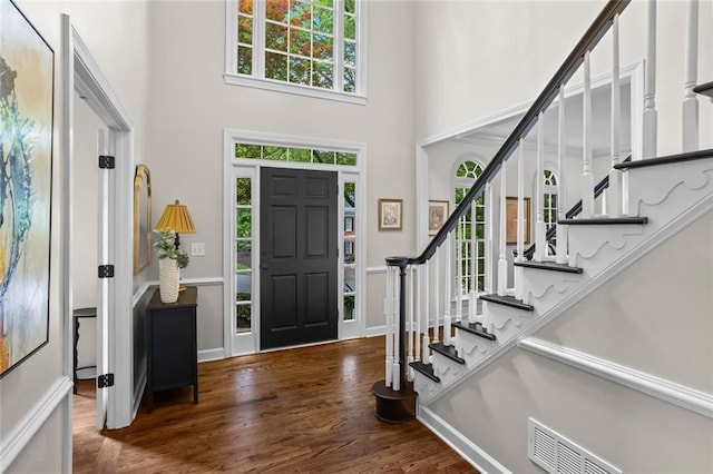 605 Linkside Holw, Alpharetta, GA 30005 - foyer with a towering ceiling, stairs, and wood finished floors