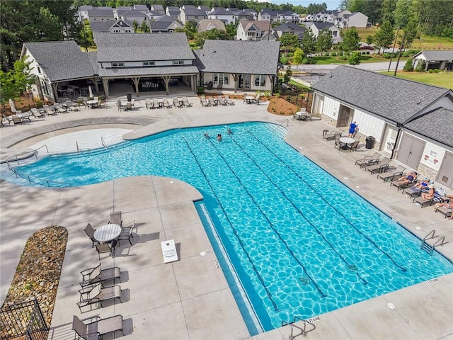 29 Gaston Ct, Hoschton, GA 30548 - community pool with a patio area and a residential view