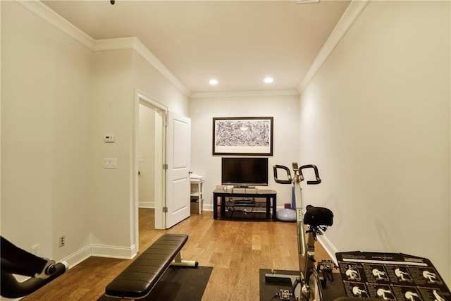 225 Mystic Ridge Hl, Sandy Springs, GA 30342 - exercise room with wood finished floors, crown molding, recessed lighting, and baseboards