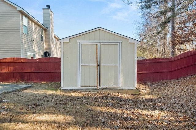 view of outbuilding