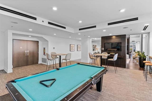 rec room with recessed lighting, baseboards, billiards, and a bar