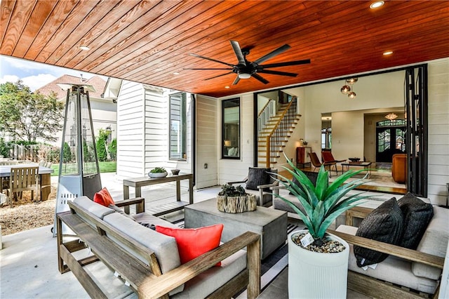 view of patio featuring ceiling fan and an outdoor hangout area