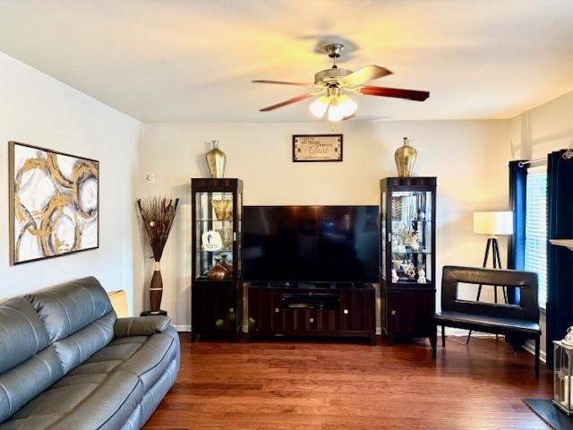 558 Hideaway Dr, Jonesboro, GA 30238 - living area with ceiling fan and wood finished floors