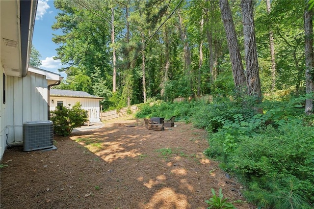 5360 Fieldgreen Dr, Stone Mountain, GA 30088 - view of yard