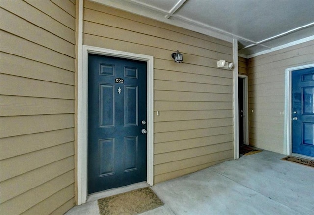 3500 Sweetwater Rd Unit 522, Duluth, GA 30096 - kitchen with black appliances, light countertops, hanging light fixtures, and a peninsula