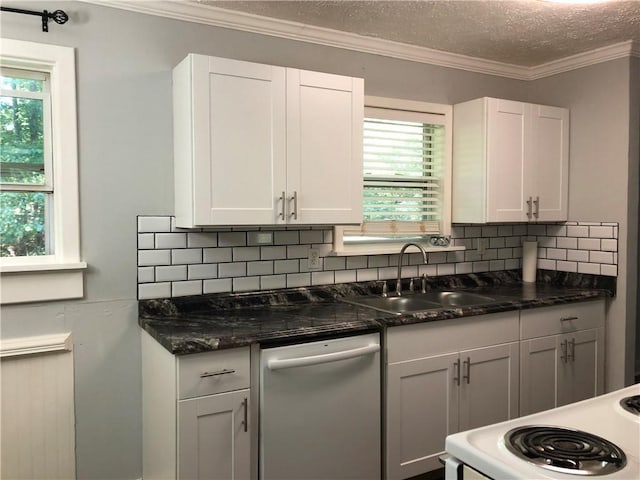 kitchen featuring a sink, backsplash, a textured ceiling, crown molding, and dishwasher