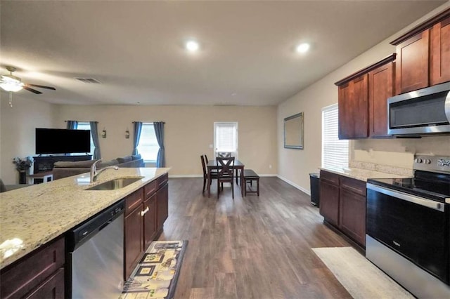 157 Oliver Dr, Locust Grove, GA 30248 - kitchen featuring a ceiling fan, visible vents, a sink, stainless steel appliances, and dark wood-type flooring