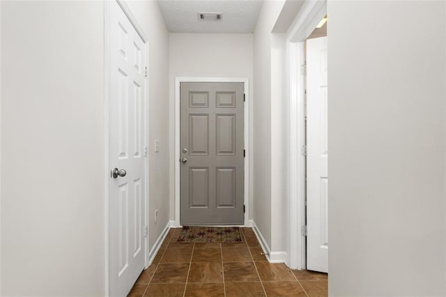 554 Rendevous Rd, Acworth, GA 30102 - corridor featuring baseboards