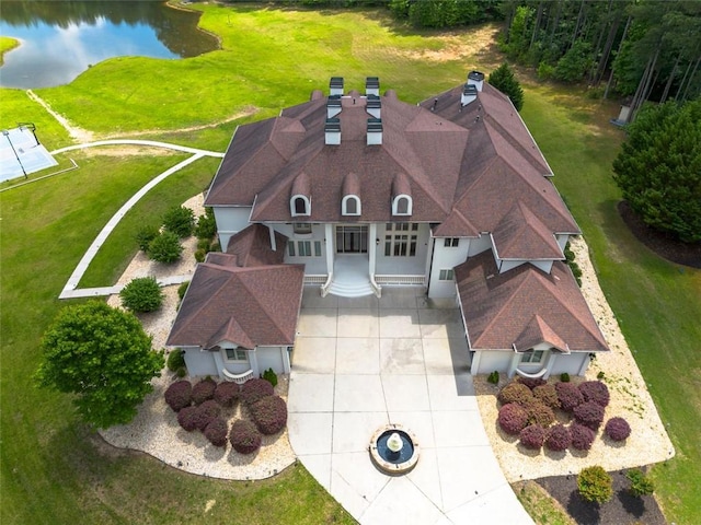 bird's eye view featuring a water view