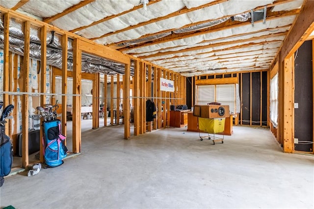 misc room featuring concrete flooring