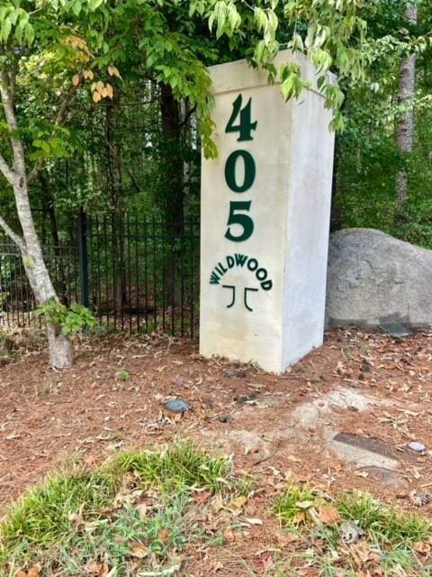 405 Fairburn Rd SW Unit 231, Atlanta, GA 30331 - view of community sign