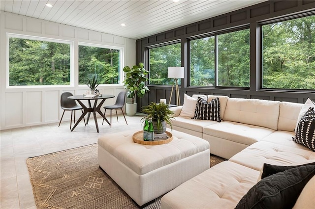 view of sunroom / solarium